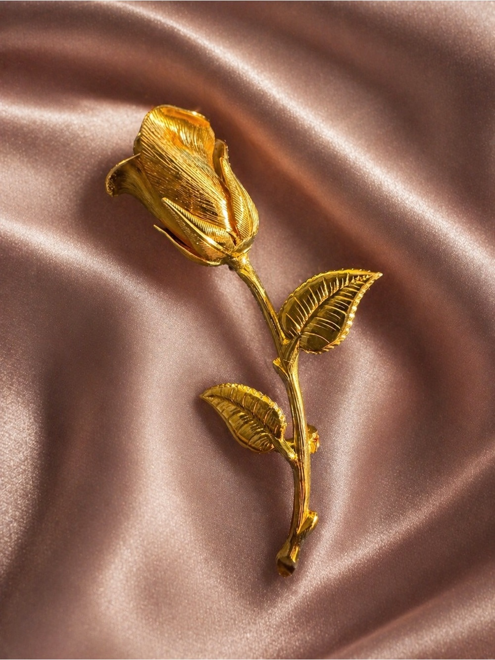 Vintage rose Gold Tone Bud Brooch Floral Flower